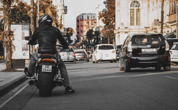 Cinco acciones que perjudican a motociclistas y que debes evitar
